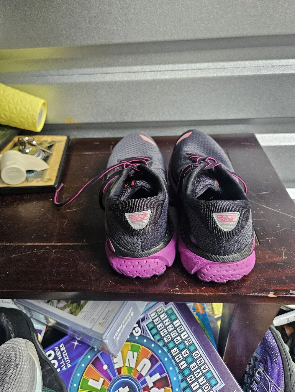 Brooks Womens Adrenaline GTS 20 1202961D062 Black Purple Running Shoes Size 9.5